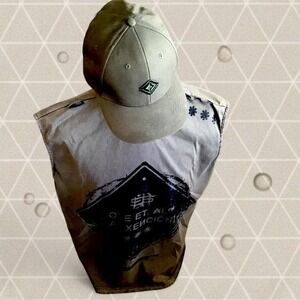 Søle Et. Al "La Exención" NWOT Distressed Muscle Tee Faded Olive Military Color